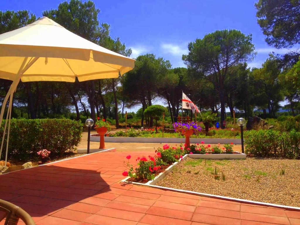 Villaggio Camping Nurral เฟอร์ติเลีย ภายนอก รูปภาพ