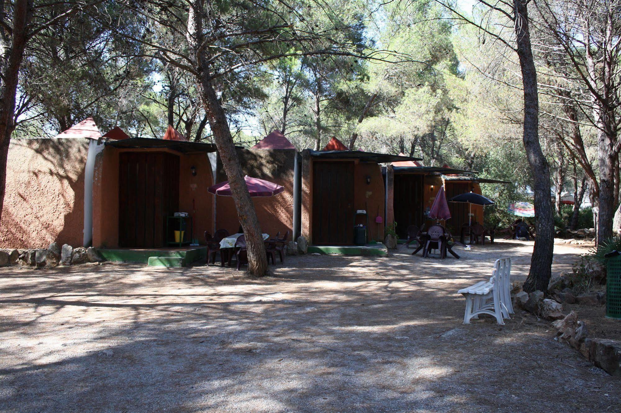 Villaggio Camping Nurral เฟอร์ติเลีย ภายนอก รูปภาพ